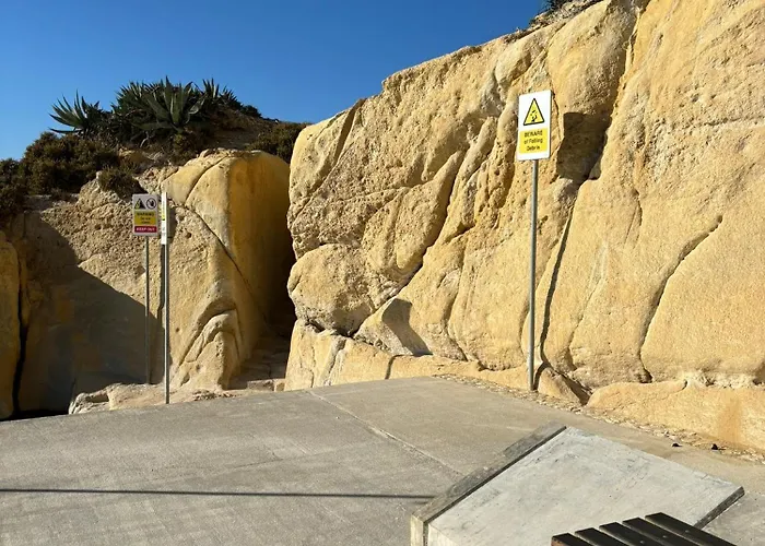 Traditional Maltese Sea View *