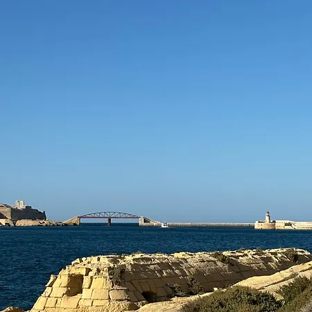 Traditional Maltese Sea View * Kalkara