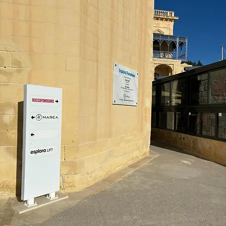 Traditional Maltese Sea View * Kalkara