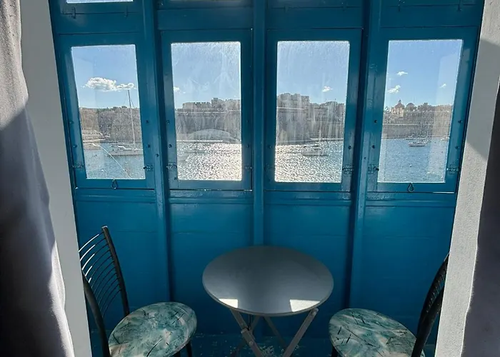 Traditional Maltese Sea View *